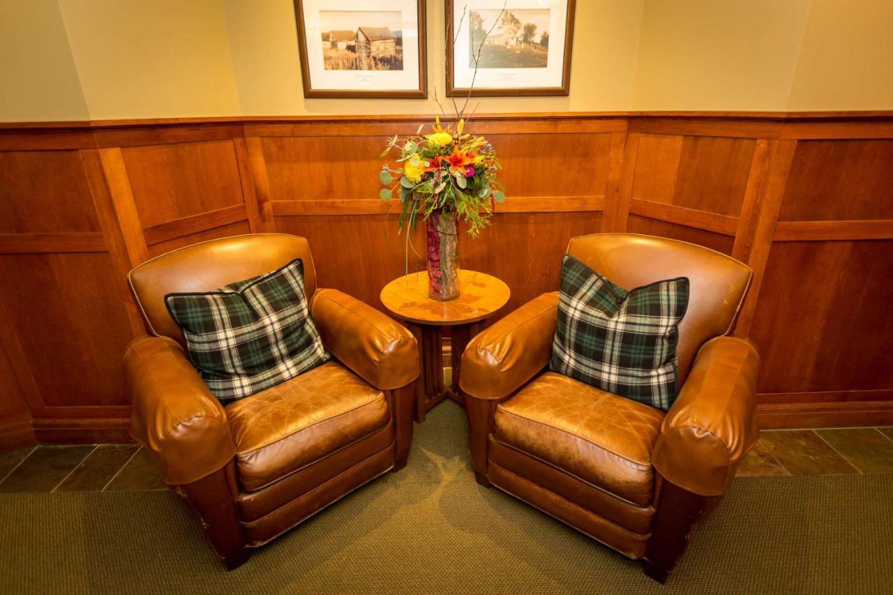 Peaks Hotel, Ascend Member Hotel Calabogie