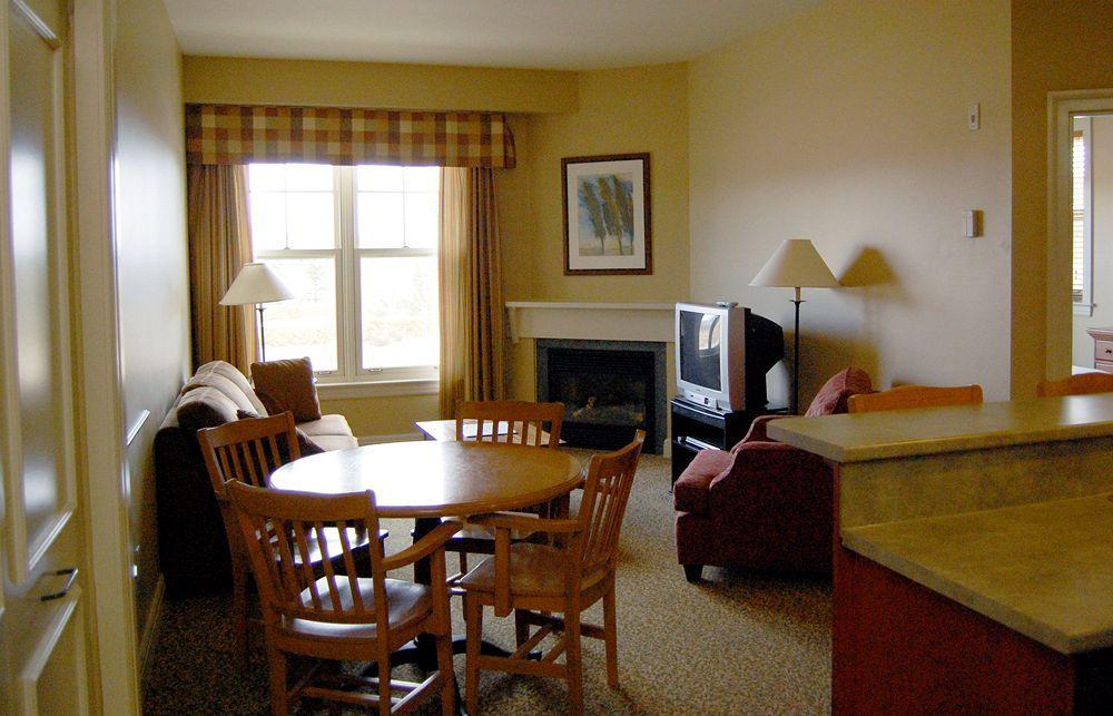 Hotel Peaks Hotel, Ascend Member Calabogie