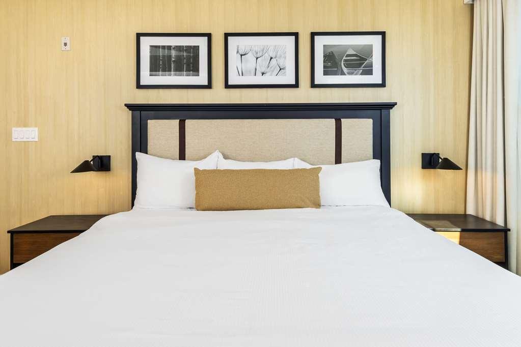 Peaks Hotel, Ascend Member Hotel Calabogie